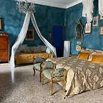 Gabrielle\'s room