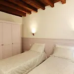 Ca\' De L\'Anzolo