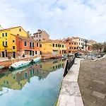 Vista Canale, 4 Ospiti, 2 Camere E 2 Bagni