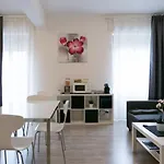 Zara Venice Apartment Free Parking