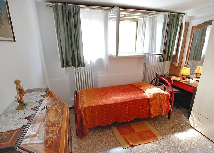 Locazione Turistica Campo San Trovaso.1