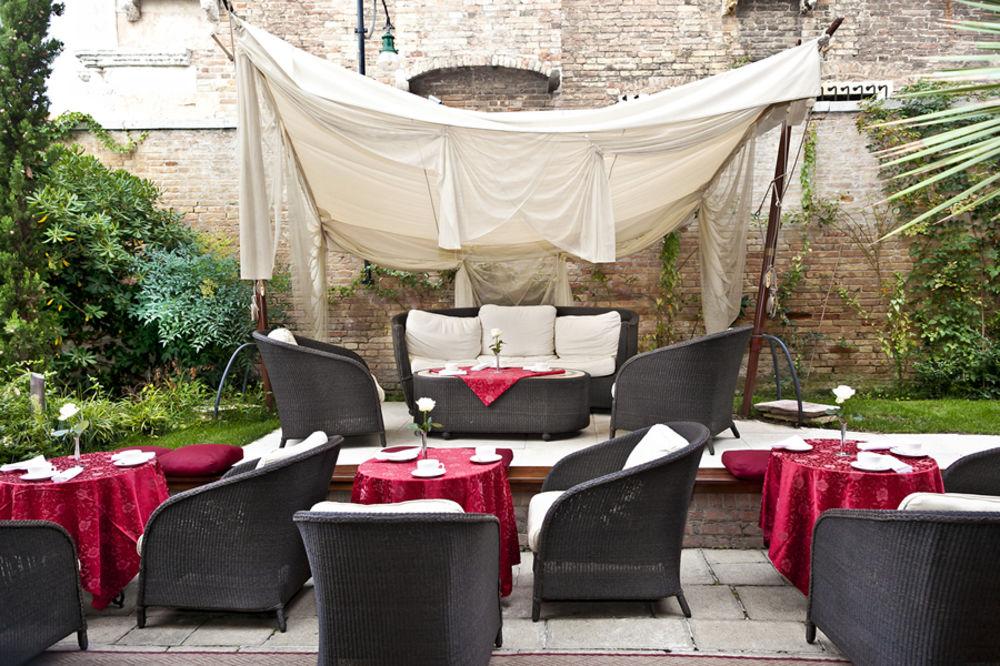 Pesaro Palace 4* Venedig