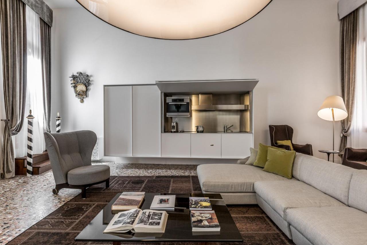 La Corte Dei Cuoridoro 2 Canal View Apartment Venice