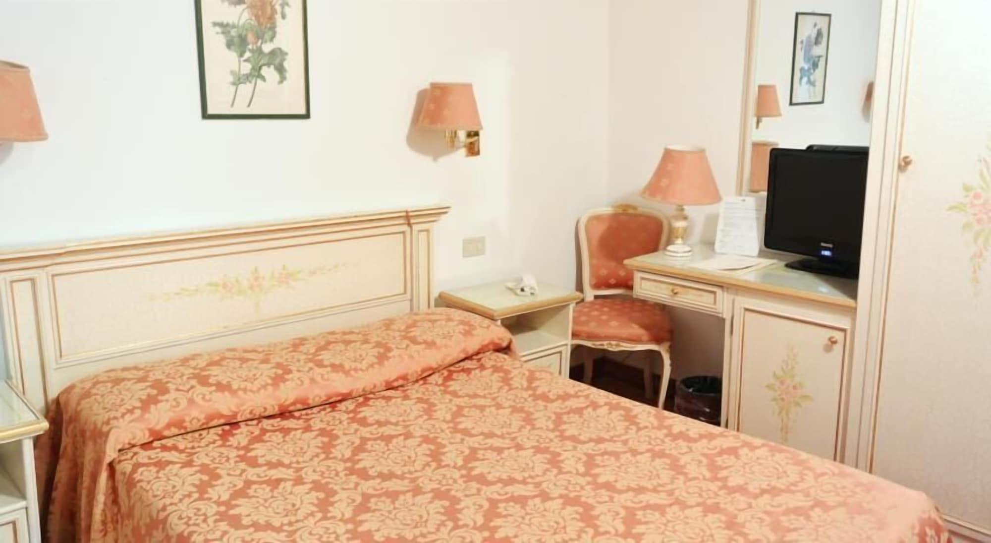 Ambassador Tre Rose Hotel Venedig