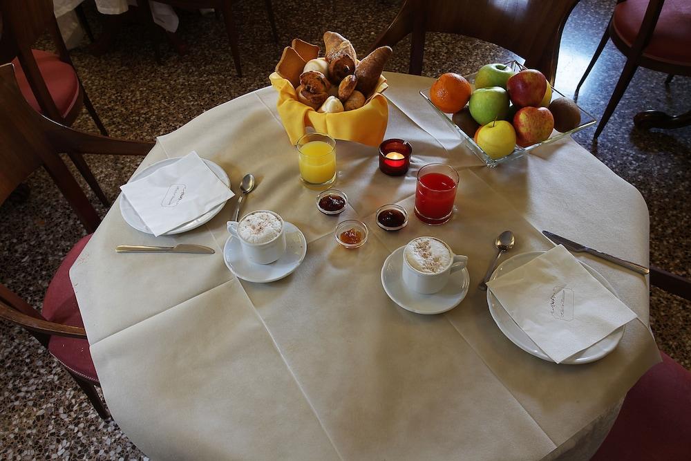 Hotel San Moisè