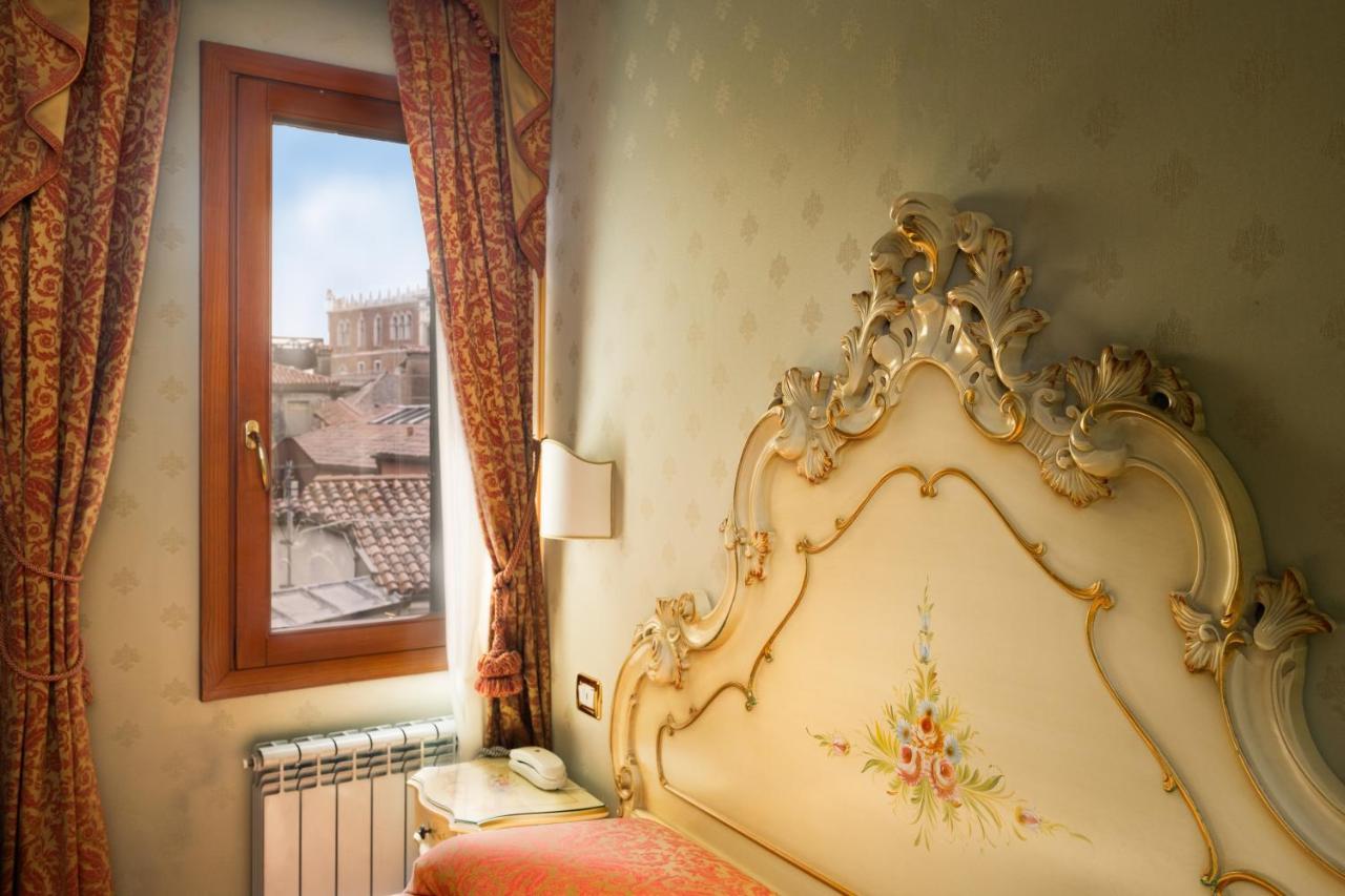 Al Leon Couette-café Venise