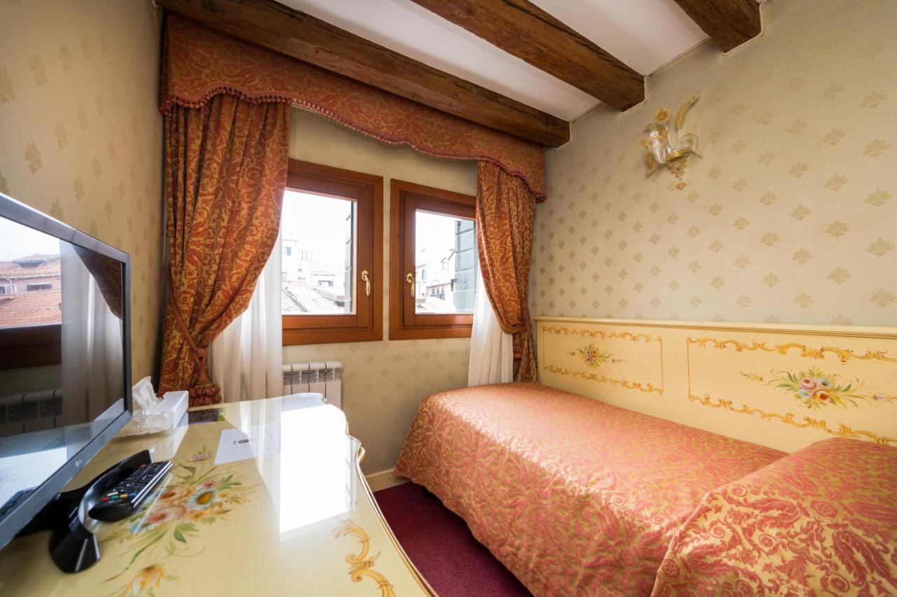 Al Leon Couette-café Venise