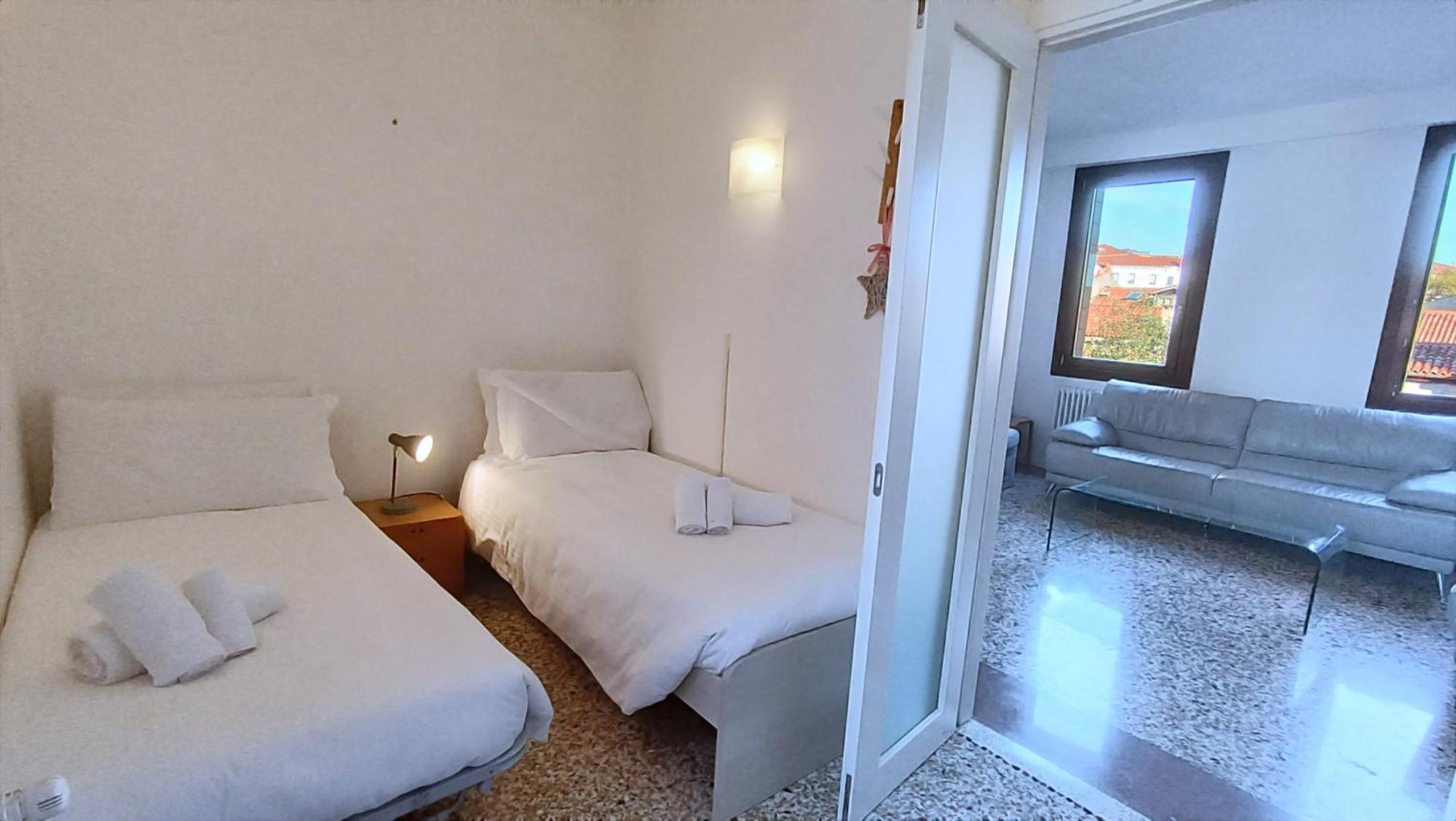 Ve.n.i.ce Cera Casa Margherita Appartement