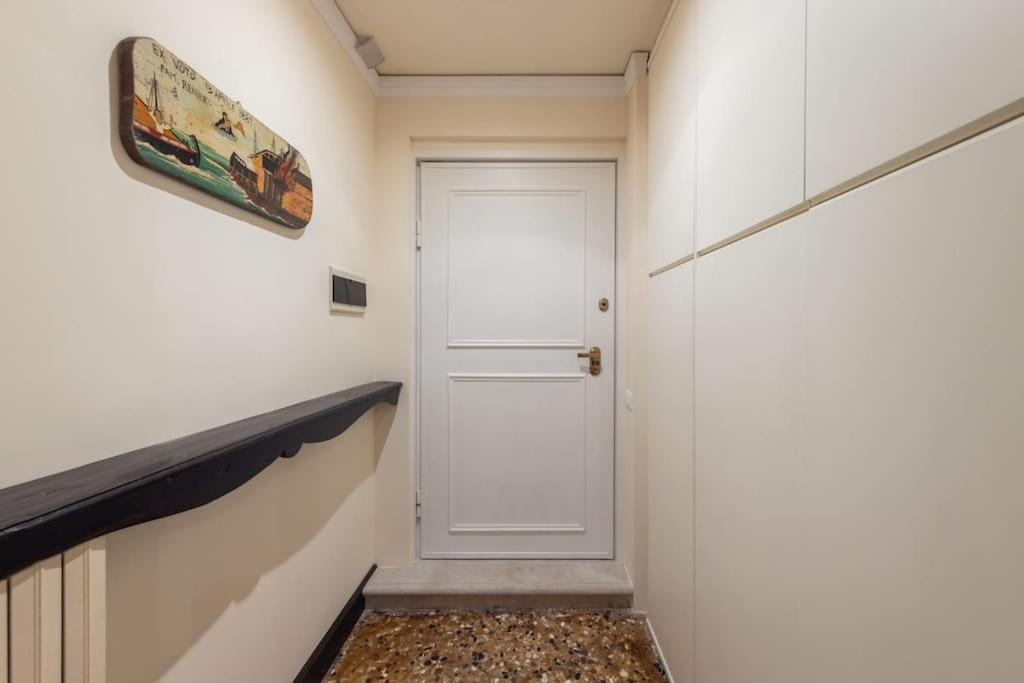 Appartamento Canal View Luxury Heritage Retreat 2 Bedroom *