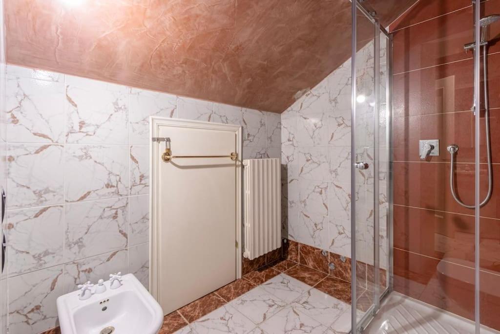 Canal View Luxury Heritage Retreat 2 Bedroom Appartamento *