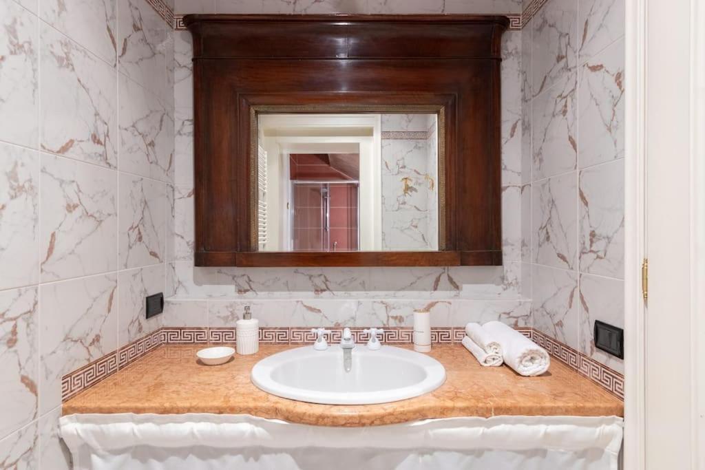 Appartamento Canal View Luxury Heritage Retreat 2 Bedroom *
