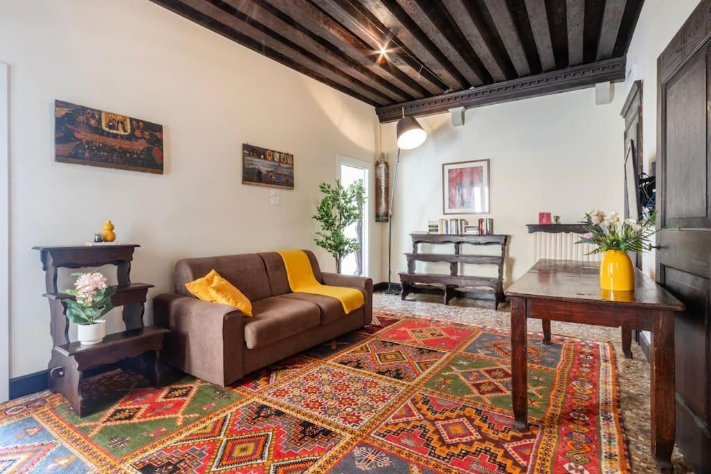 Canal View Luxury Heritage Retreat 2 Bedroom Appartamento