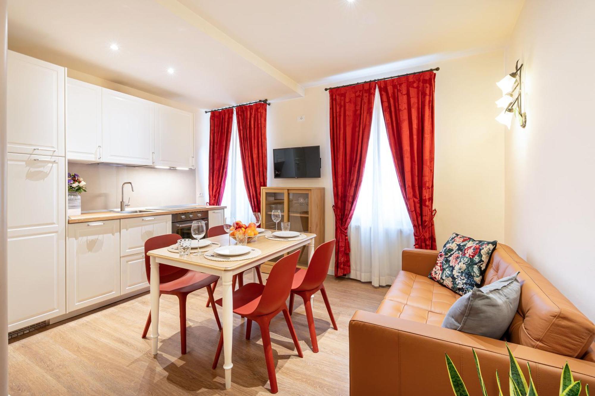 Vista Canale, 4 Ospiti, 2 E 2 Bagni *