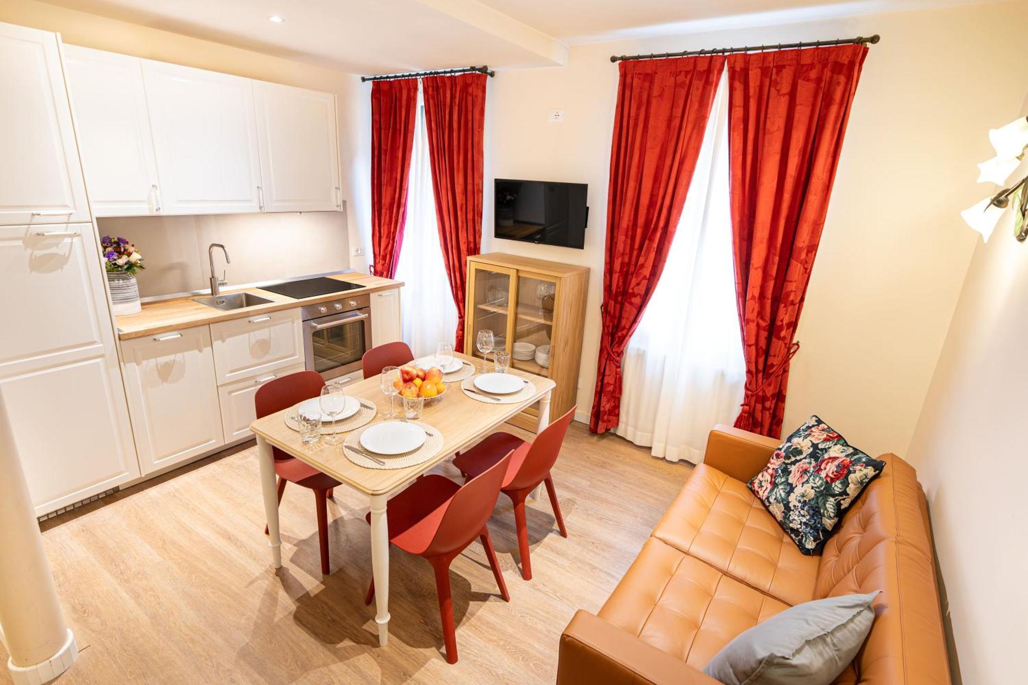 Vista Canale, 4 Ospiti, 2 E 2 Bagni *
