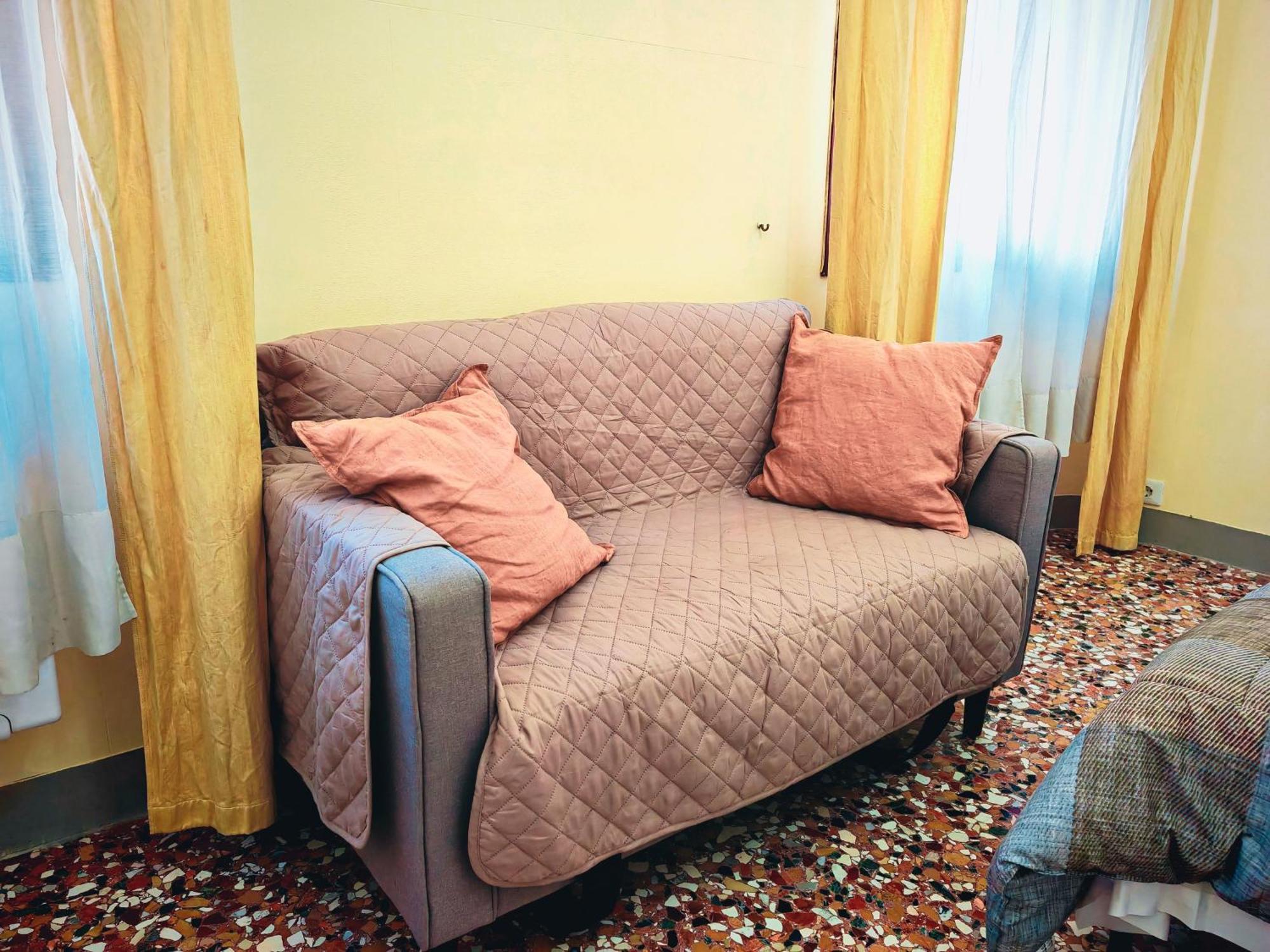 Tourist House *