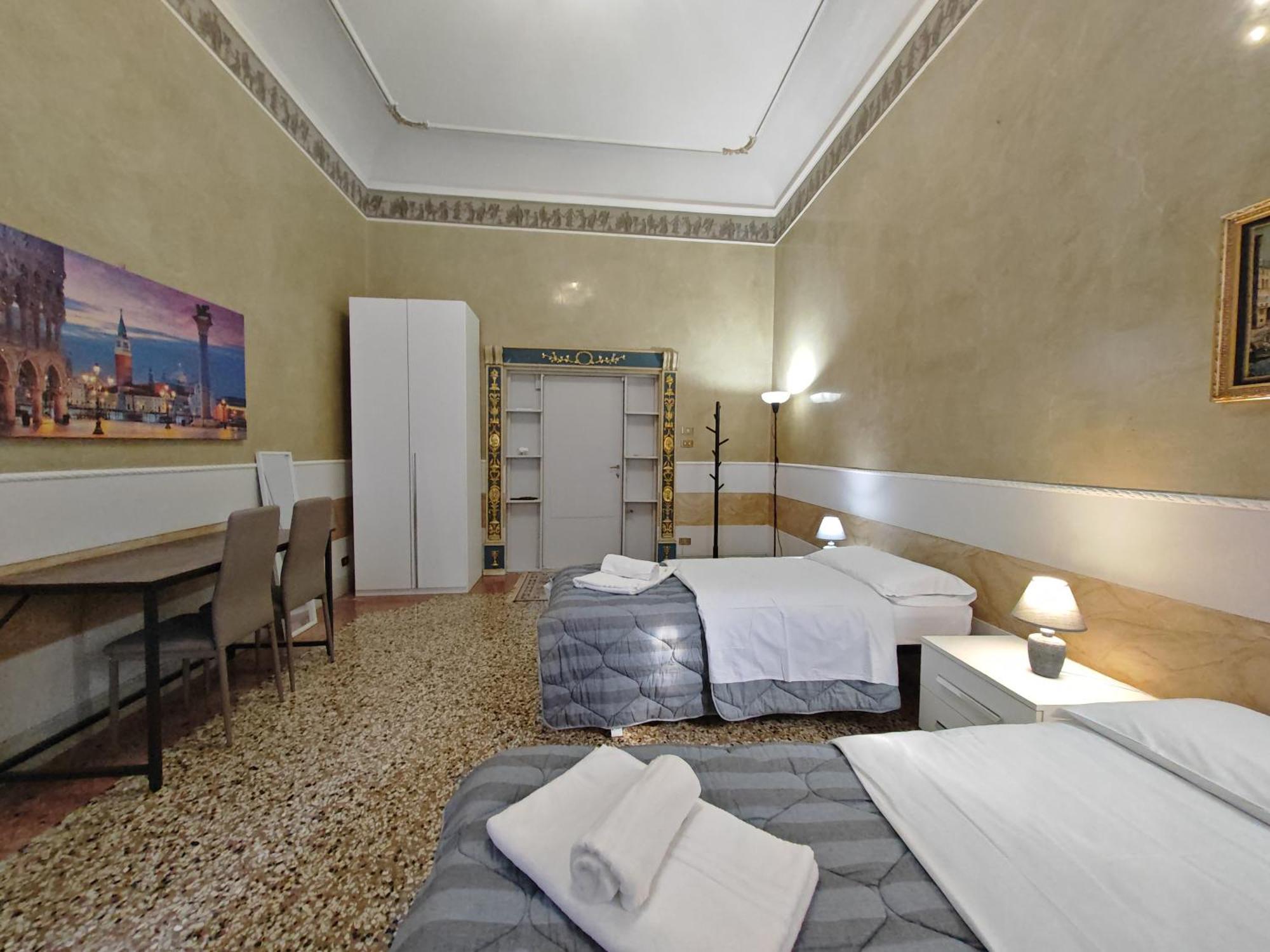 Tourist House * Venise