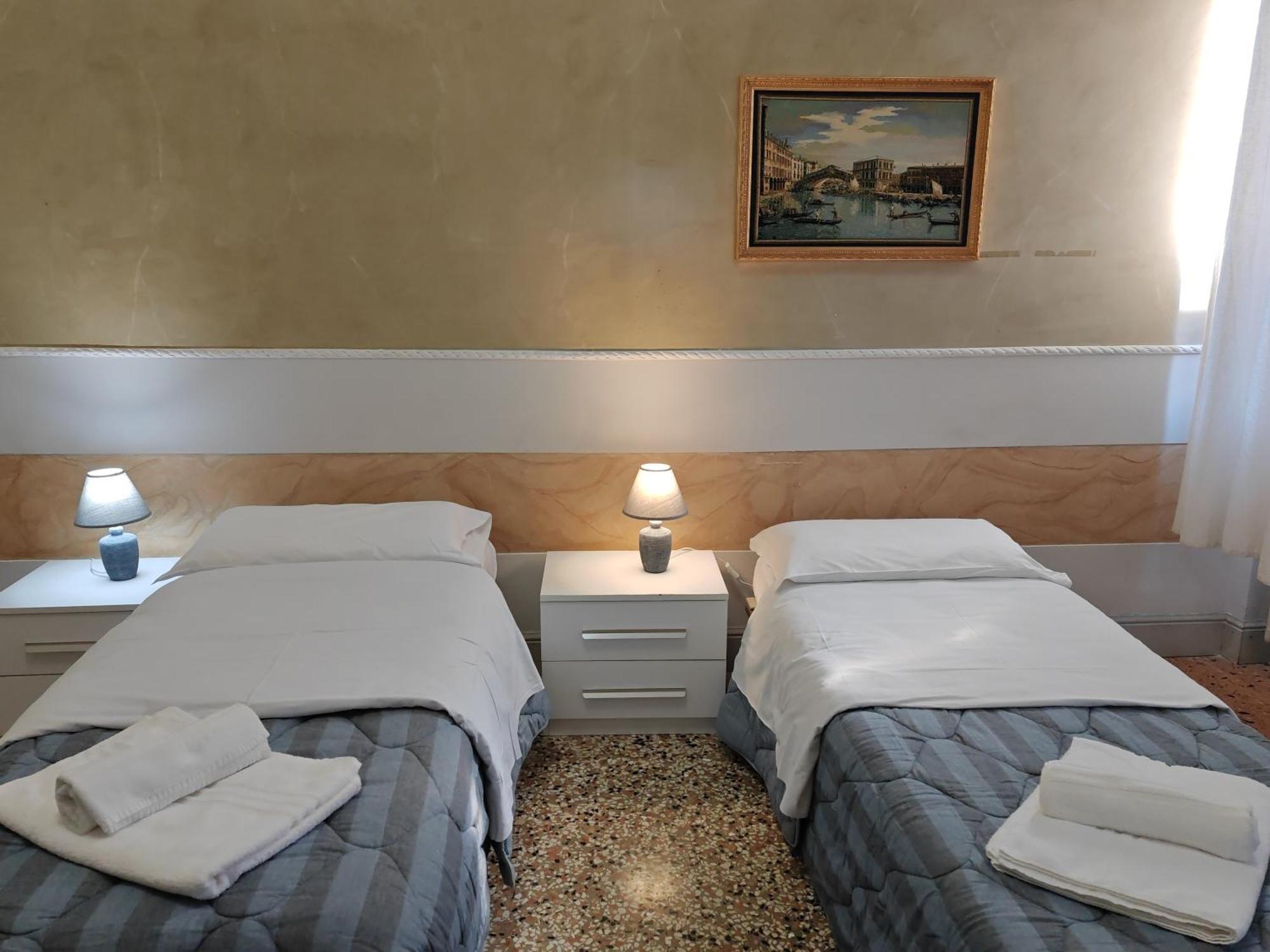 Tourist House Venise