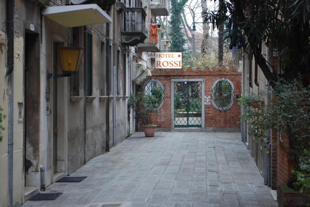 Rossi * Venise