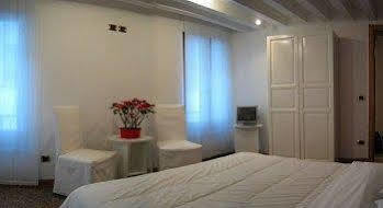Ca Loredan Venise