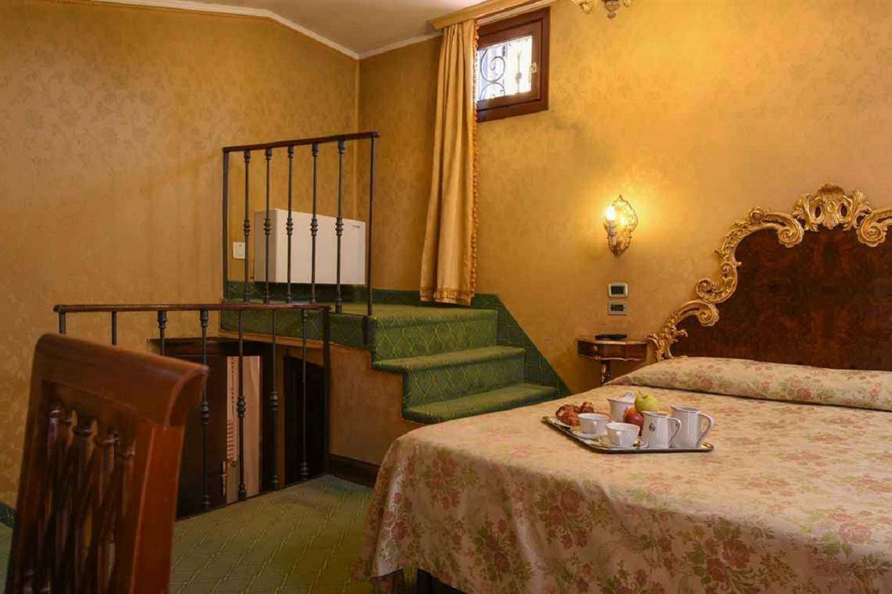 Hotel San Moisè Venise
