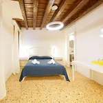 Dolcevita Apartments N 479