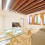 Dolcevita Apartments N 479