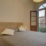 Simone