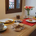 Apartment Life In Venice