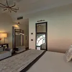 Palazzo Veneziano - Venice Collection