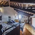 Maurizio House - Near The Train Station