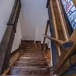 Maurizio House - Near The Train Station