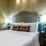 Acca Hotel