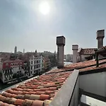 Attico Canal Grande A Palazzo Contarini Corfu