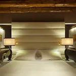 Sina Centurion Palace