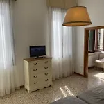 Residenza Stardust Suite With Canal View