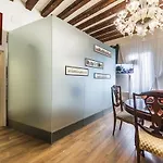 CASA DEGLI ANGELI, free wi-fi near San Marco
