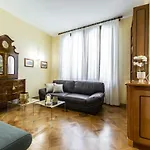 Marco Polo Deluxe R&R