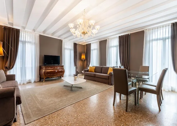 San Teodoro Palace - Luxury Apartments