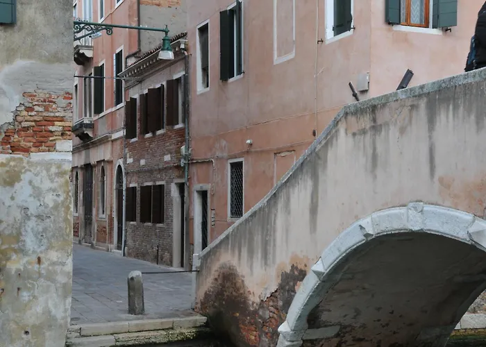 Venice Suite Ruga Bella