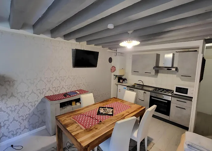 Otto House Apartment