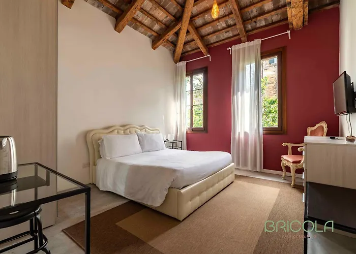 Biennale Ensuite Rooms By Bricola Apartments