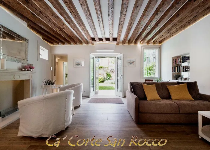 Ca\' Corte San Rocco