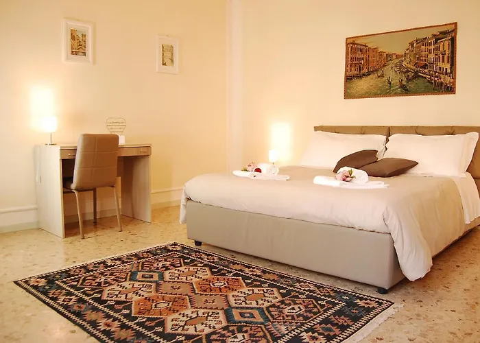 Cozy Quiet Venice Guglie Apartment