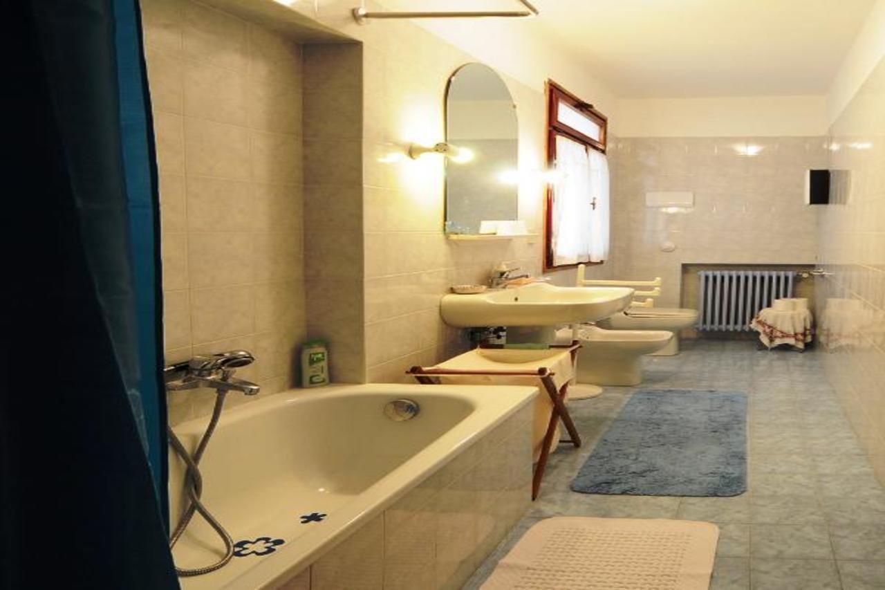 Arabesque Bed & Breakfast 3*