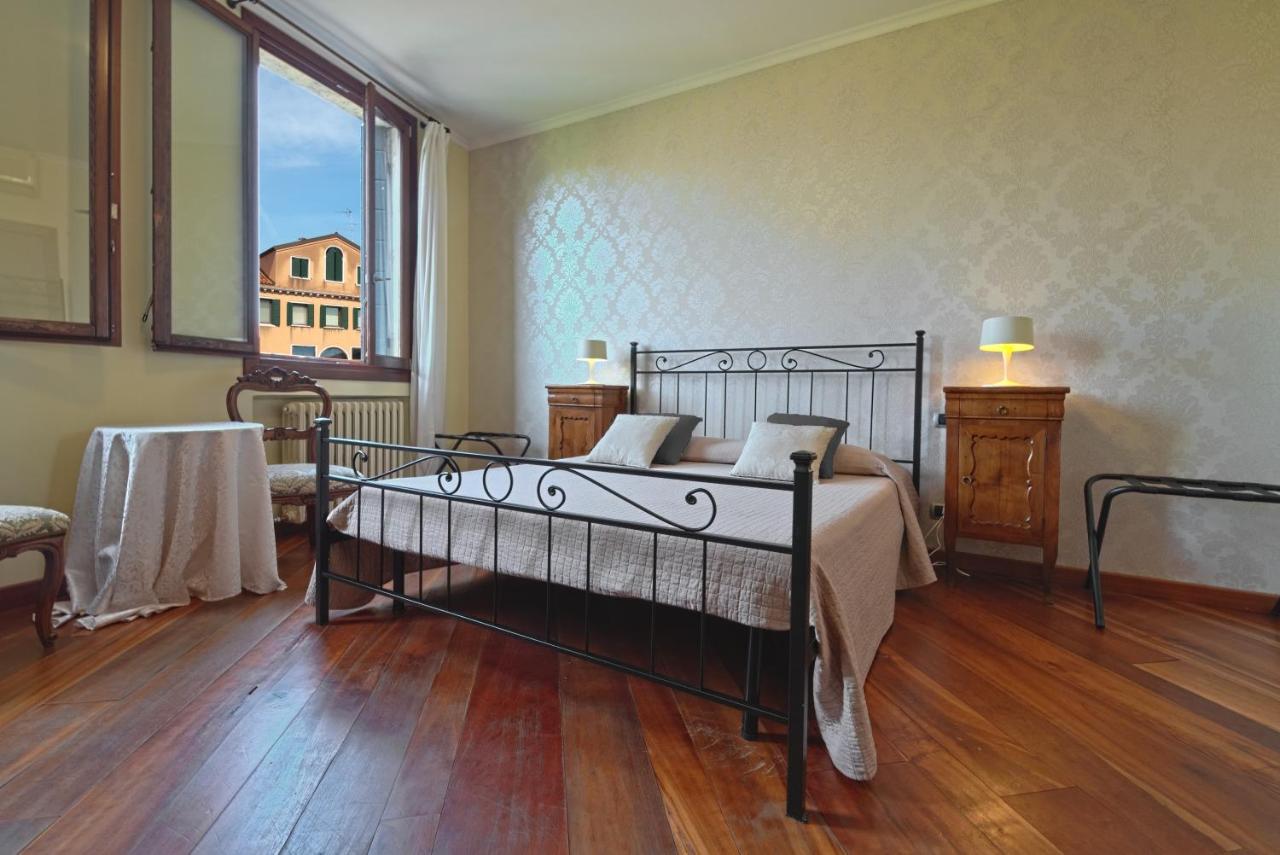 Corte Dei Miracoli Guest house