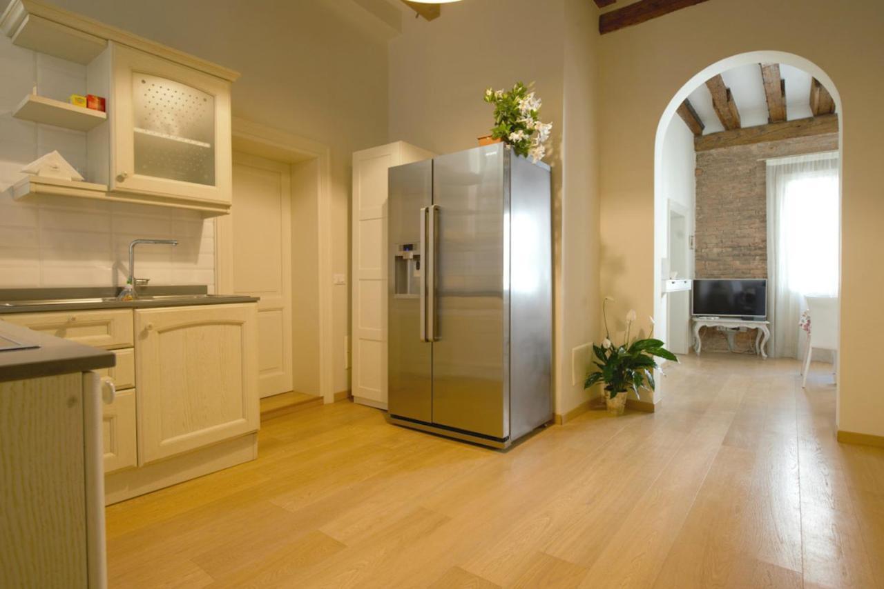 San Lorenzo - 5Min From St Mark'S Square Apartment