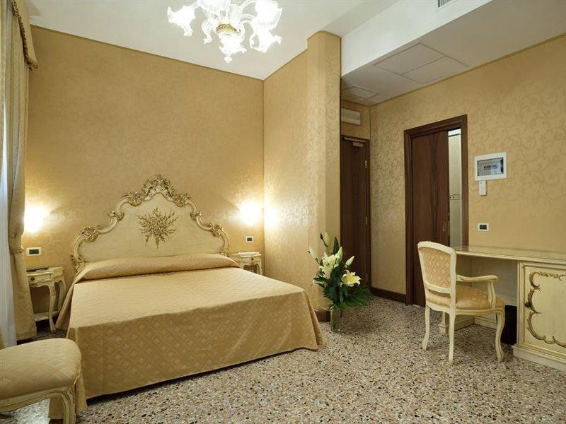 Al Malcanton Hotel 2*