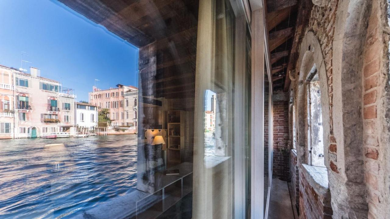 Ca' Del Fontego - Luxury Grand Canal Villa