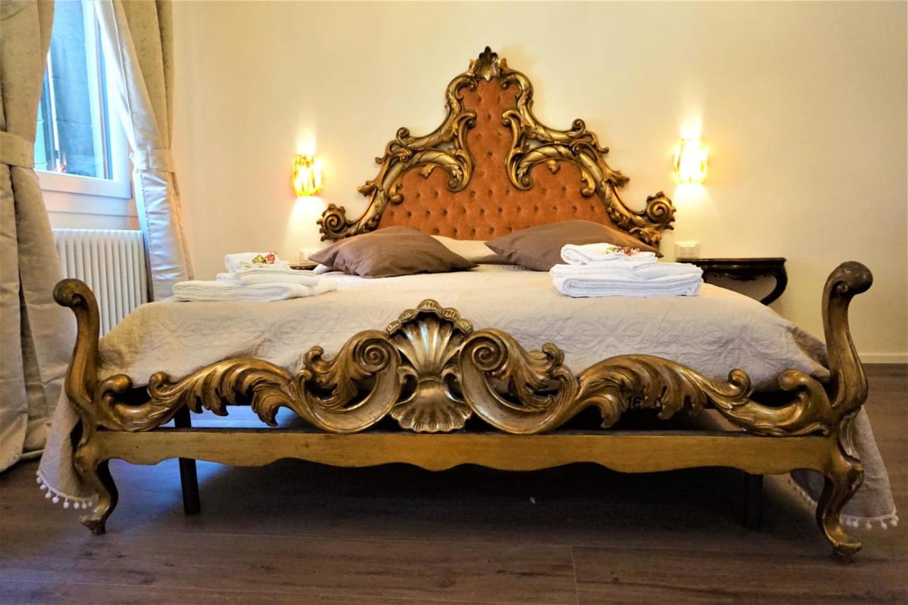 Appartement Sara S Luxury Five Minutes From Piazza San Marco Venetië