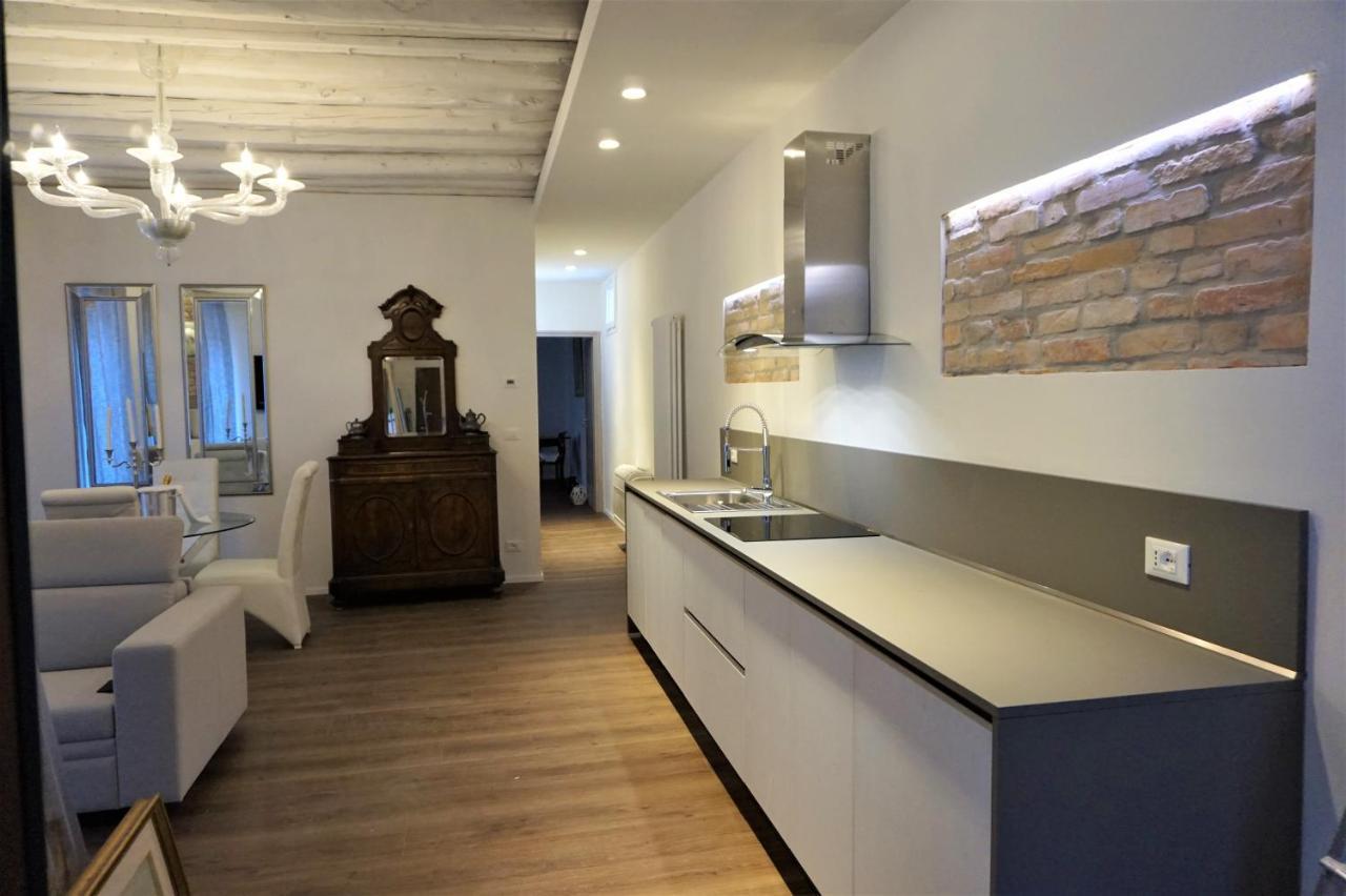 Sara S Luxury Five Minutes From Piazza San Marco Appartement *